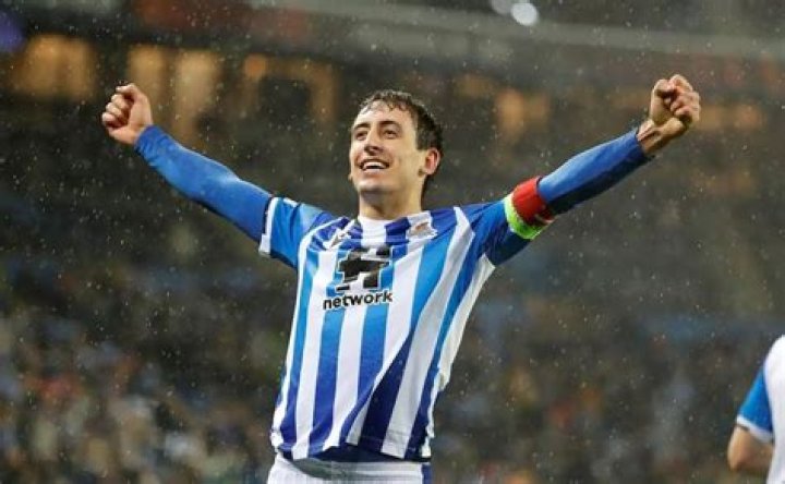 Discovering The Brilliance Of Oyarzabal: The Rising Star In Football