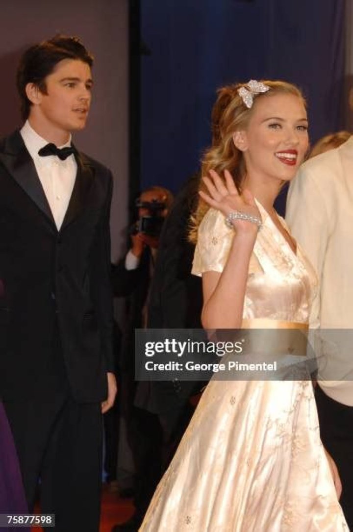 When Worlds Collide: The Story Of Scarlett Johansson And Josh Hartnett