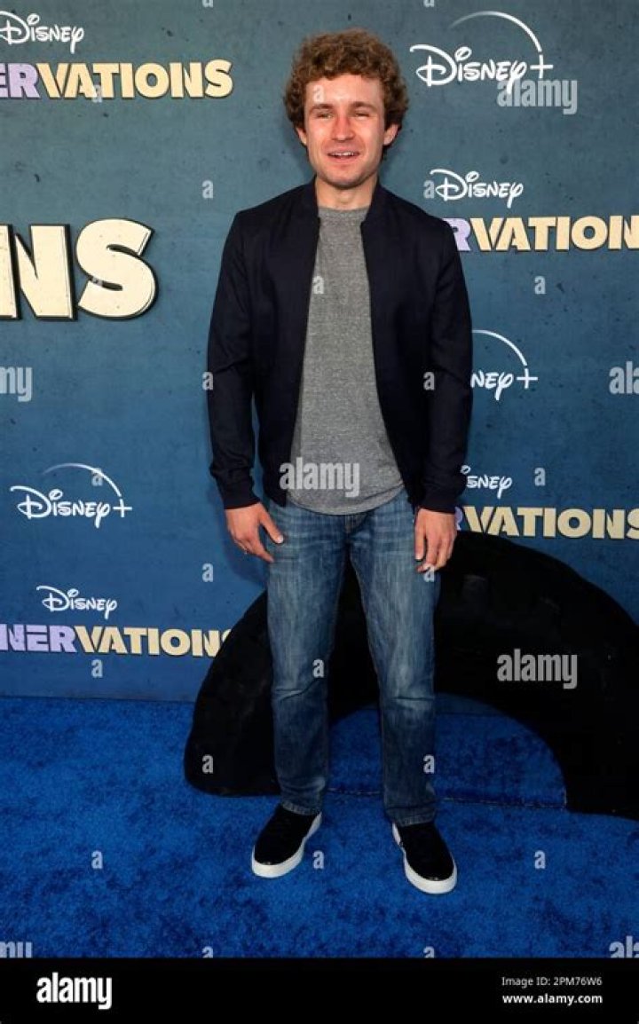 The Unveiled Truth About Sean Giambrone's Height