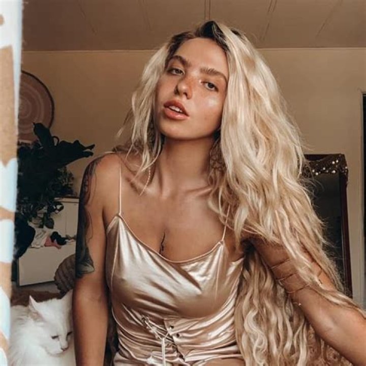 Unveiling Shannin Blake's OnlyFans Journey: An Insightful Exploration