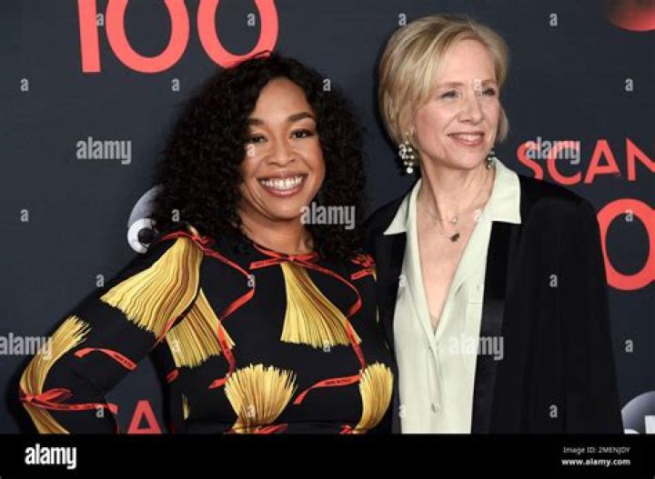 The Ultimate Guide To Shonda Rhimes' Relationships: Past, Present, And Future