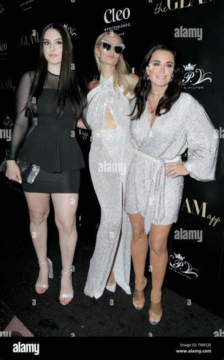 Sophia Richards: The Life Of Michael Richards' Daughter