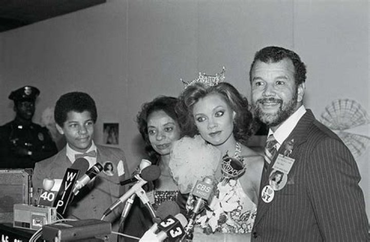 Vanessa Williams' Parents: A Journey Of Success And Support