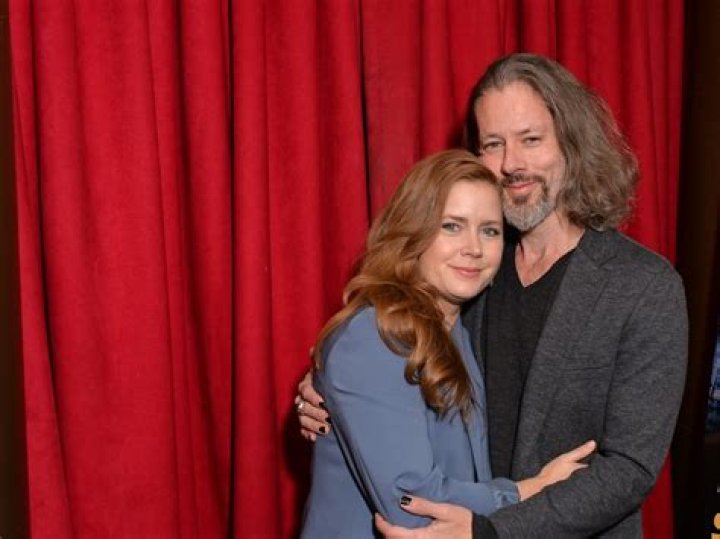 Unveiling The Enigma: Who Is Amy Adams Married To?