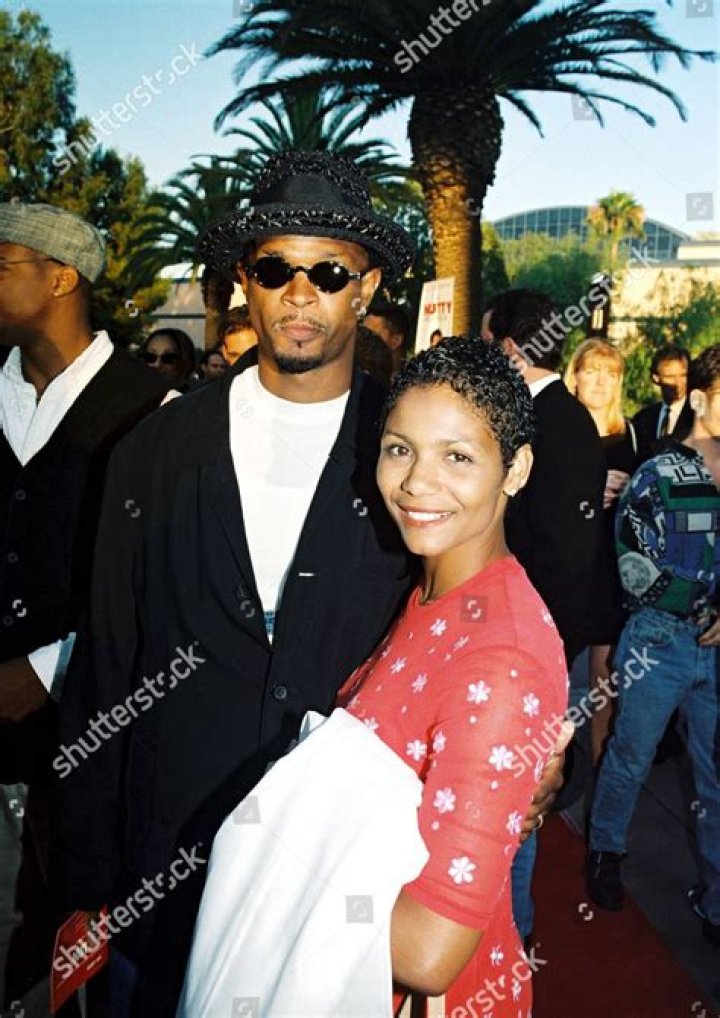 Unraveling The Mystery: Who Is Damon Wayans Current Wife?