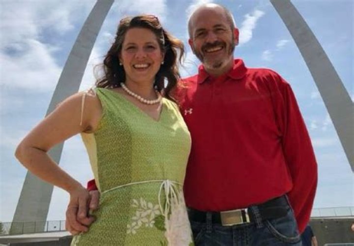 Who is Dr. Annette Bosworth? Her wiki-bio, net worth, age, husband, and kids.