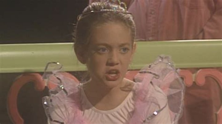 Zoe Perry: A Rising Star In The World Of Acting